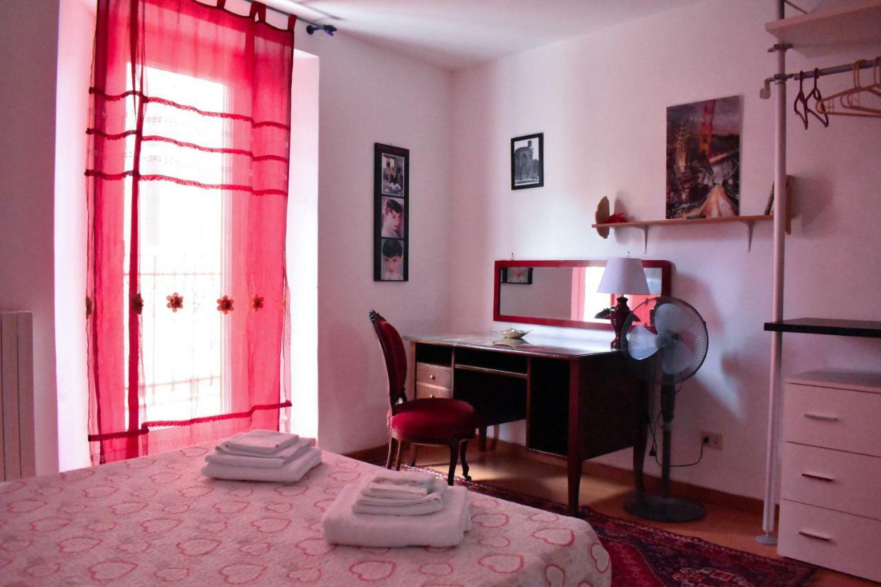 Il Nido Del Canterino Perugia Buitenkant foto